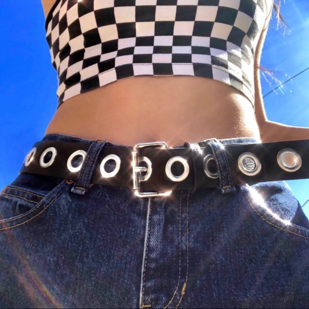single grommet belt